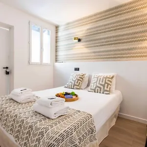 Hostel Eiffel, Paříž